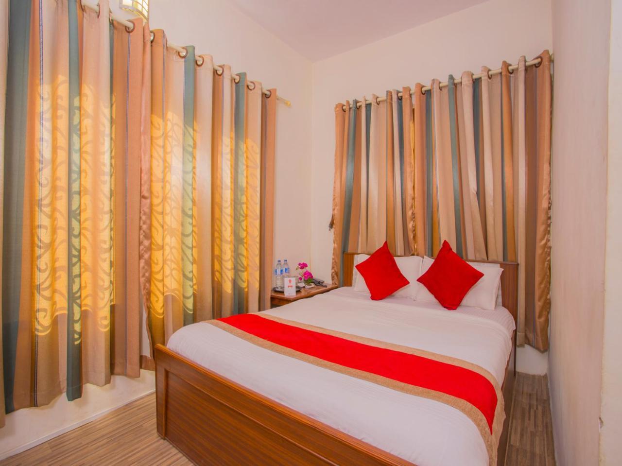 Oyo 255 White Zambala Hotel Kathmandu Exterior foto