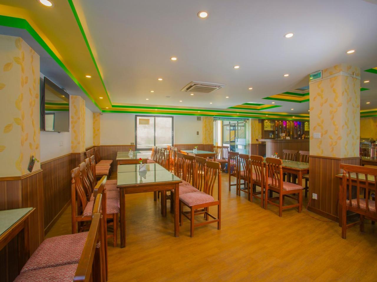 Oyo 255 White Zambala Hotel Kathmandu Exterior foto
