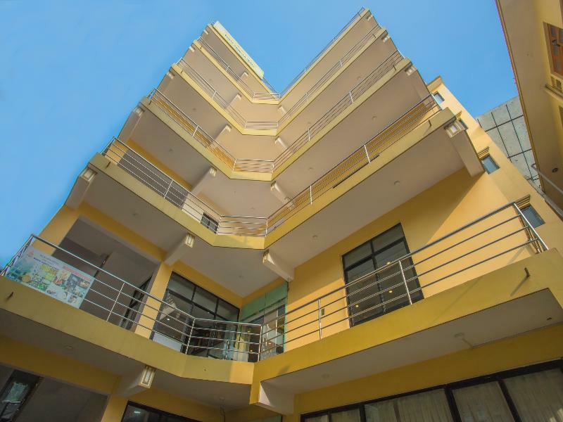 Oyo 255 White Zambala Hotel Kathmandu Exterior foto