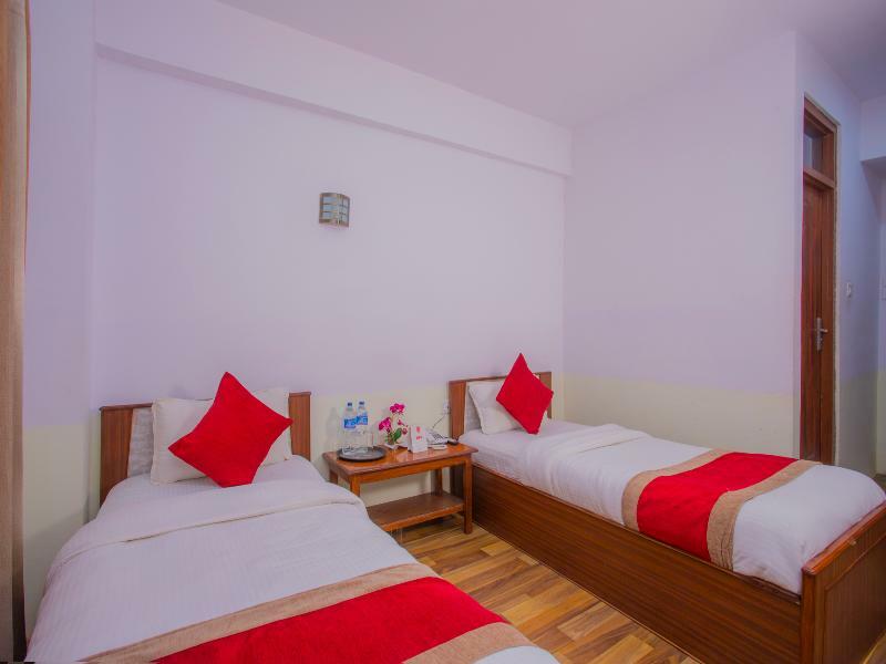 Oyo 255 White Zambala Hotel Kathmandu Exterior foto